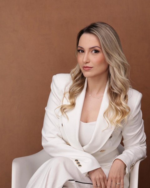 Dra. Jéssica Pizatto de Araujo